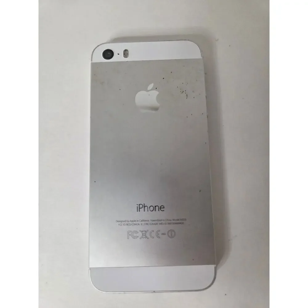 Apple iPhone 5s - Model A1533 - Silver -‎ FOR PARTS ONLY